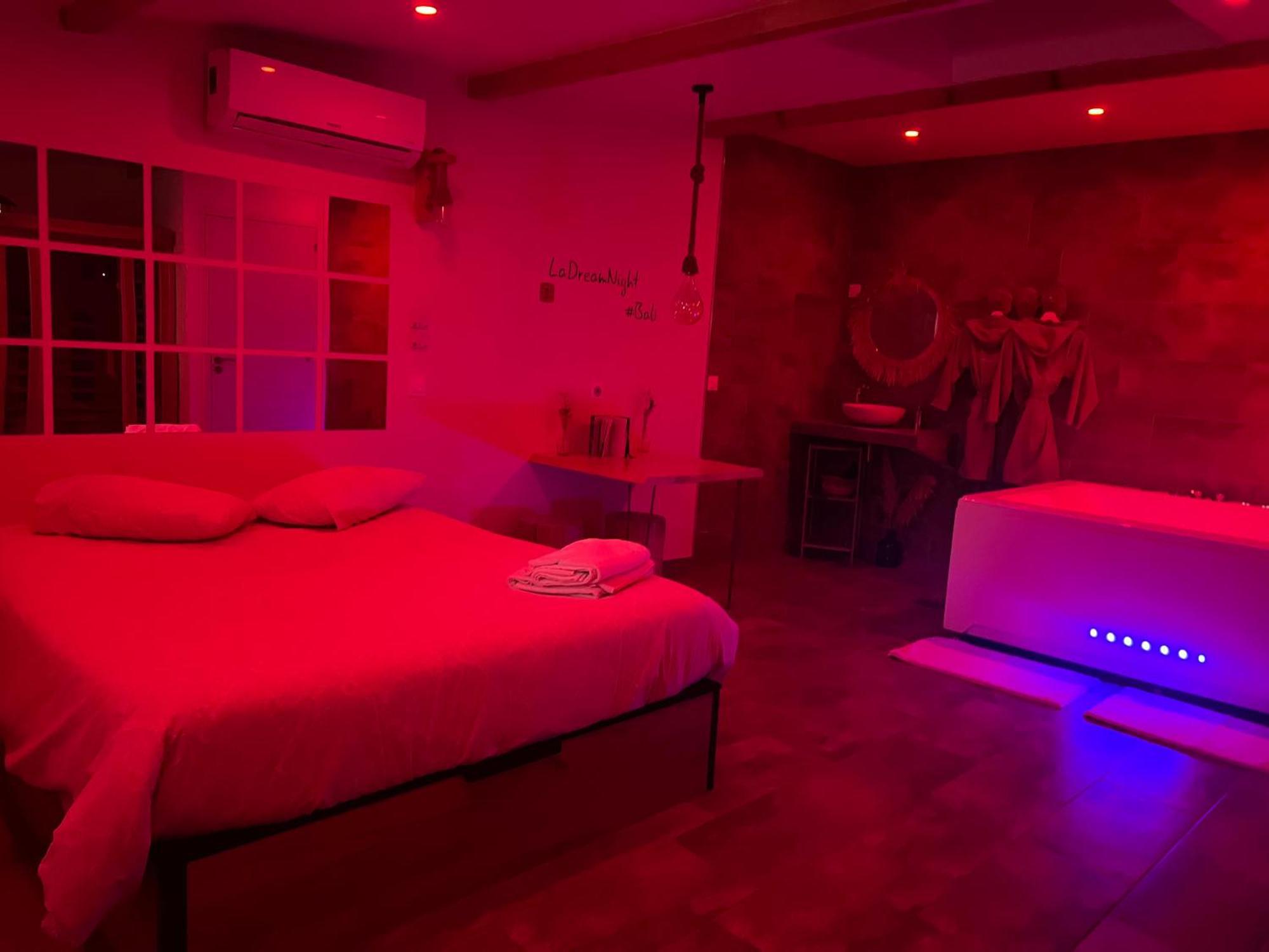 La Dream Night Daire Pontault-Combault Dış mekan fotoğraf